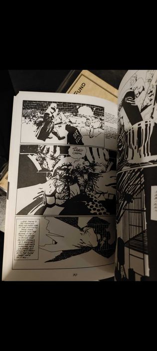 Sin City the hard goodbye assinado por Frank Miller com certificado