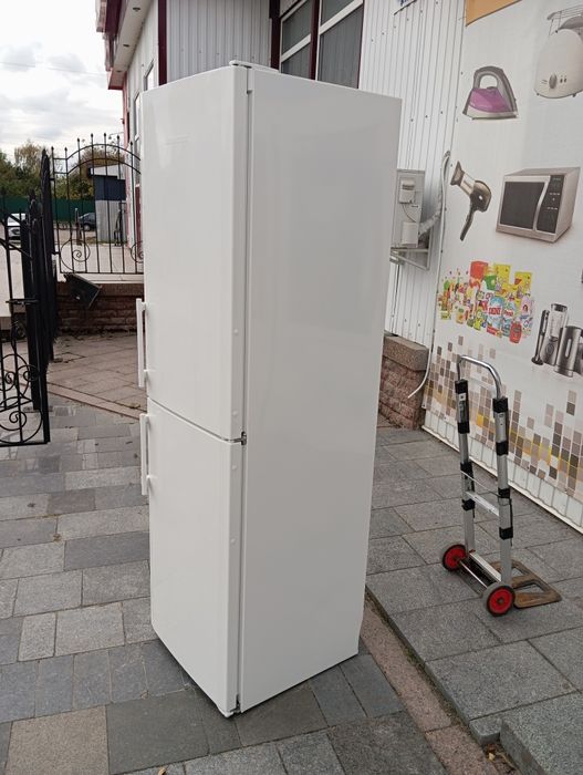 Холодильник Liebherr No-Frost 2 метра из Германии Гарантия 6 месяцев