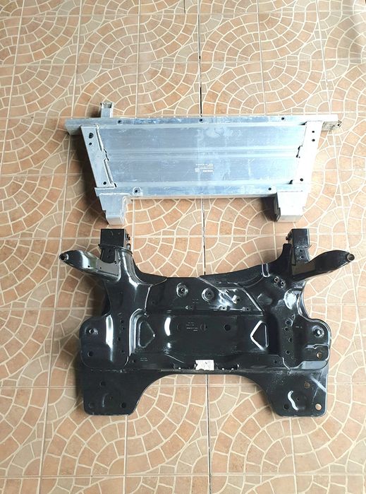Volvo XC40 ELEKTRYK POLESTAR Wózek Sanki Wzmocnienie