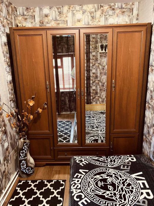 Здається частина будинку на Старому Місті.