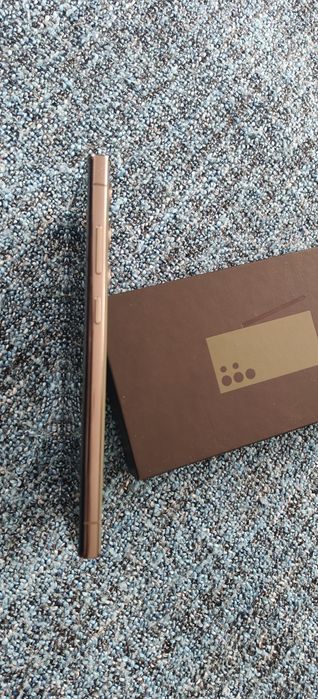 Samsung S23 Ultra 12/512 GB*stan bdb*nowa bateria*wada ekranu*dodatki