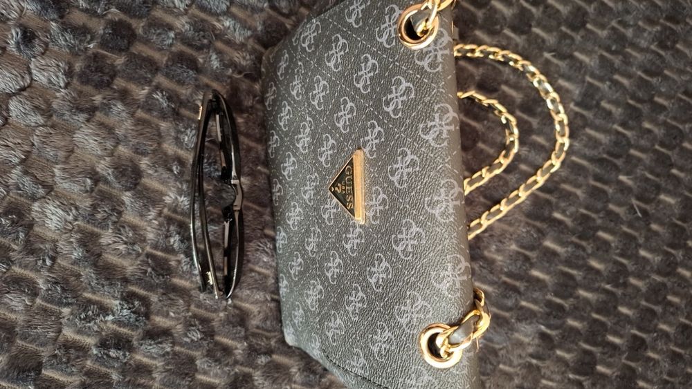Сумочка жіноча Guess