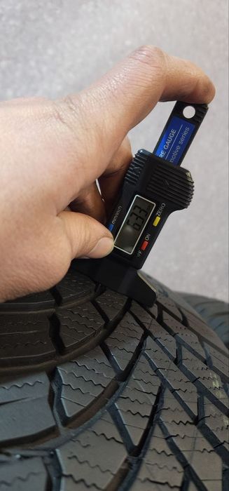 215.65.17 Bridgestone Blizzak LM005 4шт