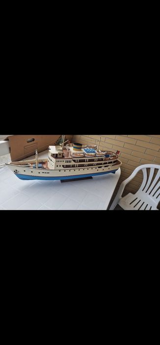 Navio paquete Funchal artesanal electrificado