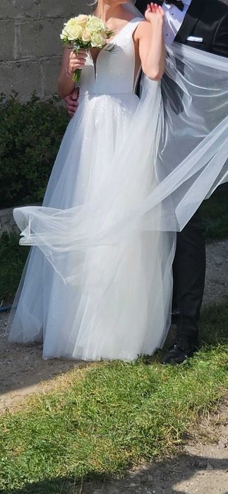 Sukienka ślubna tradycyjna