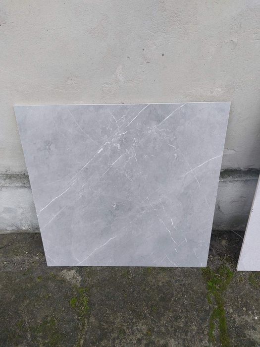 Продам плитку нова