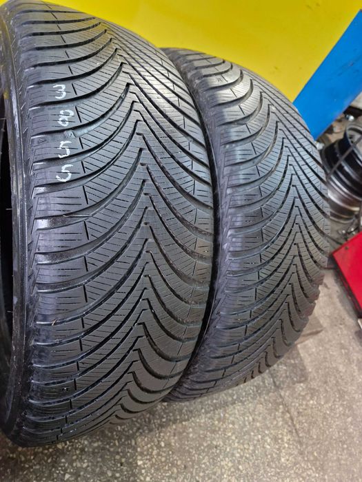 Opony Całoroczne 215/55R17 Kumho Solus 4S HA32 2sztuki Montaż