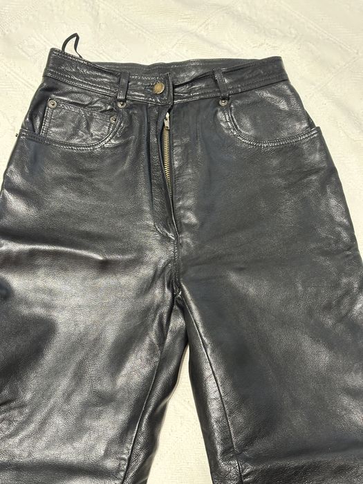 Штани з натуральної шкіри ,фасон прямих джинсів ,розмір s