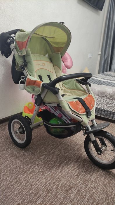 Продам дитячу коляску Jane Power track