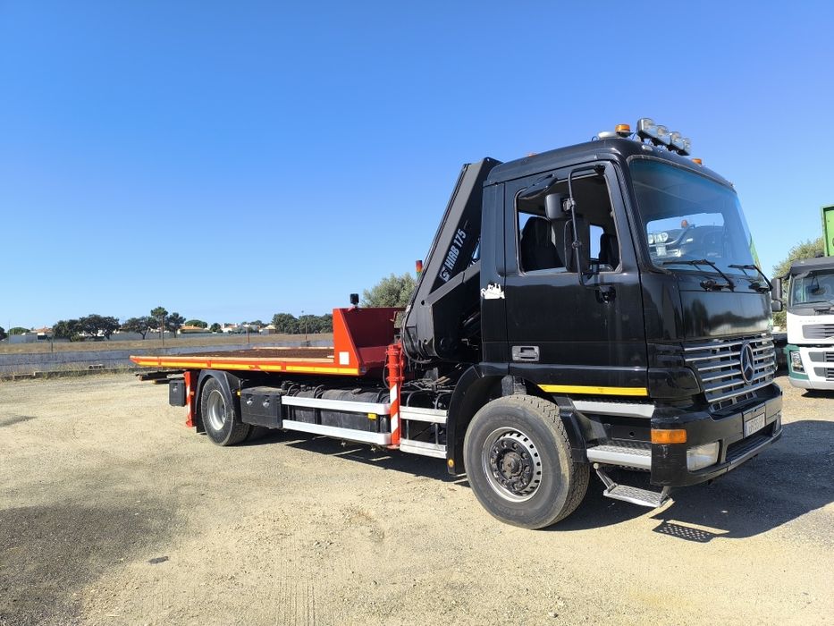 Camião Mercedes ACTROS  19T Pronto socorro s. automatica c. grua