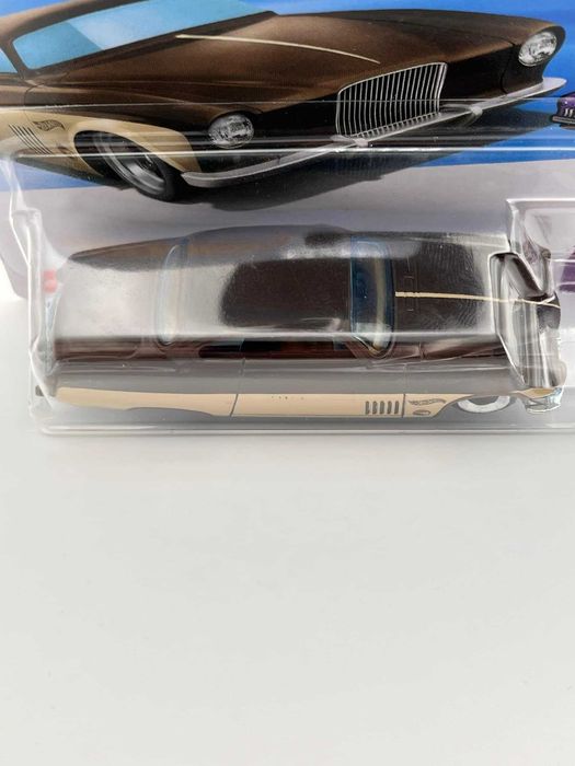 Autko Samochodzik HOT WHEELS # FISH'D & CHIP'D (TH)