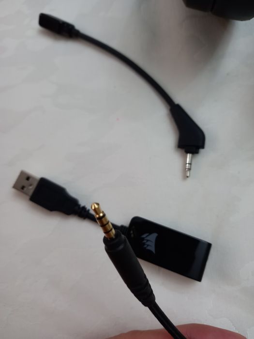 Corsair HS60 Pro Surround