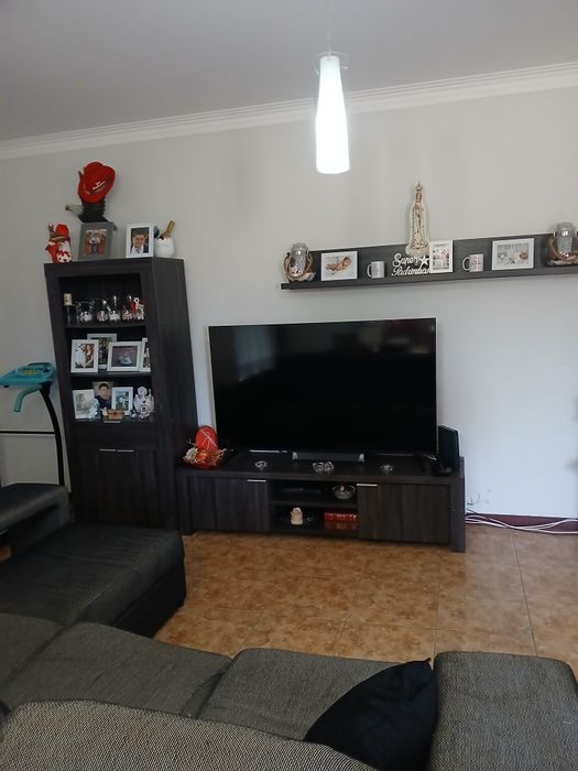 Estante completa para Tv + Sofá