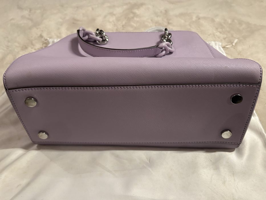 Michael Kors оригінал нова купувалась за 178 доларів