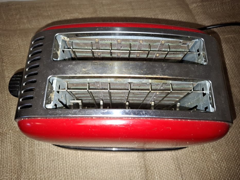 Тостер RUSSELL HOBBS Colours Flame Red