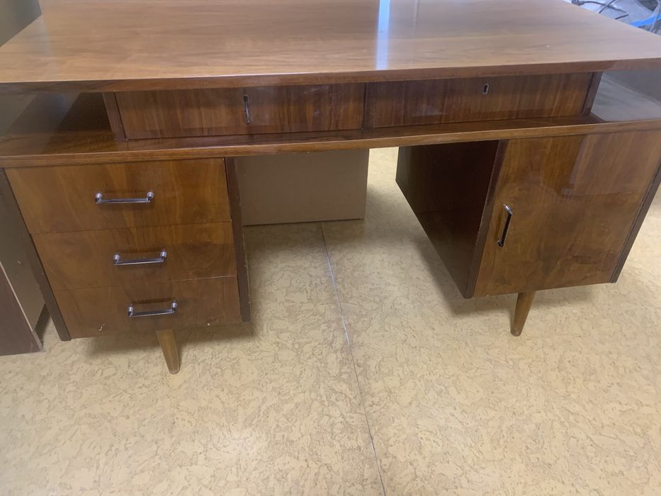 Стол письменный, 130х60х75 см