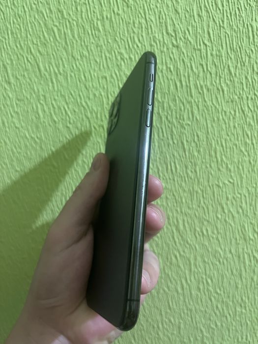 Продам iphone 11pro max в идеале