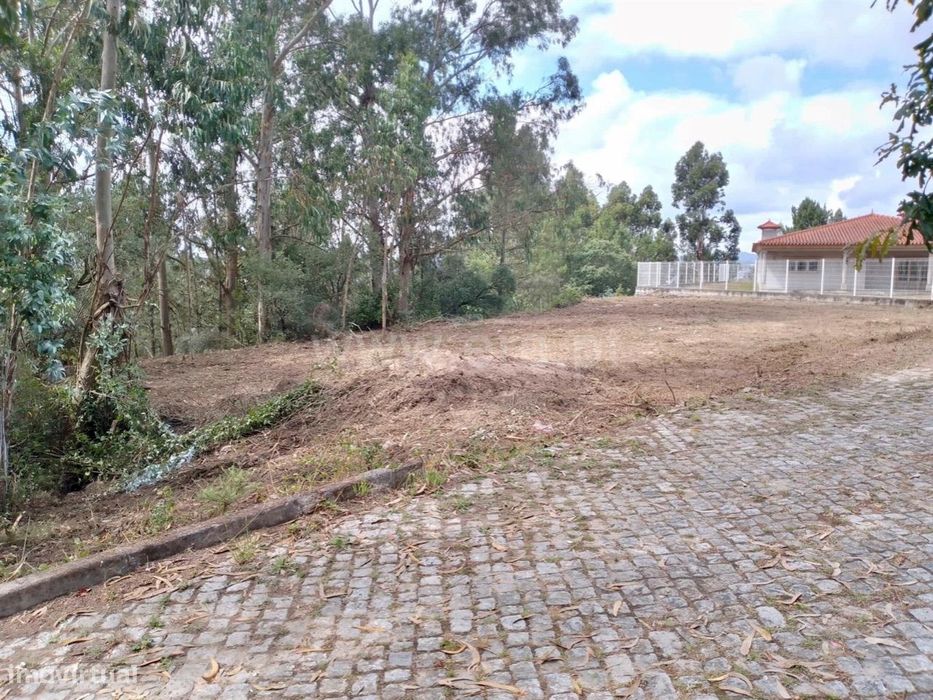 Terreno para construção em Rebordosa - Paredes — Gandra, Porto