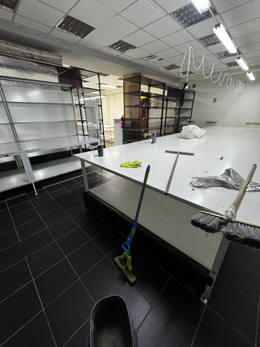 Сдам  140 м2 под швейный  цех ,100 метров м.Масельского