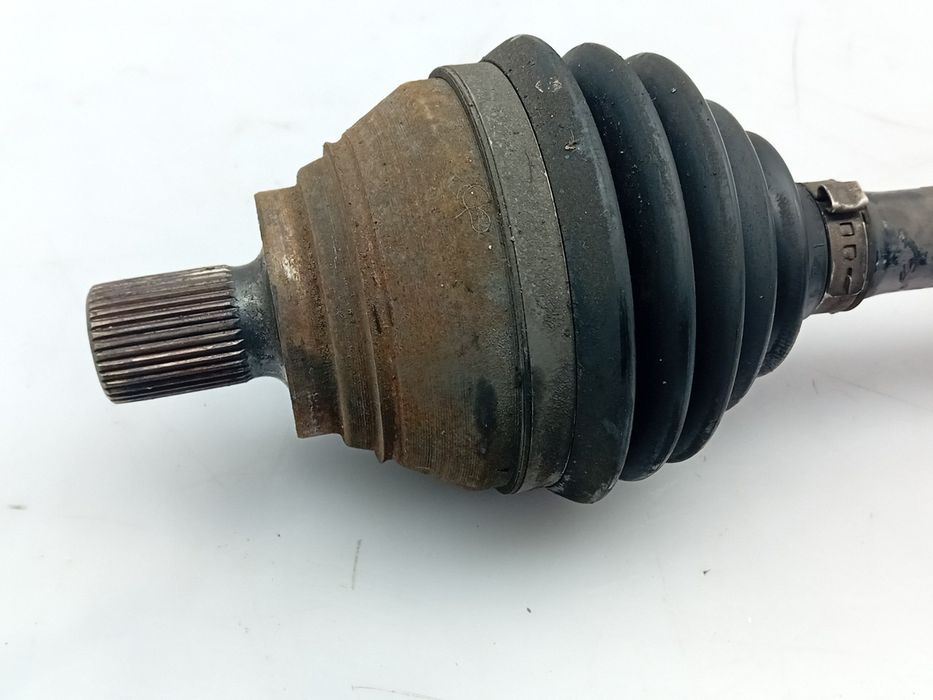 Transmissão frente esquerda SEAT Leon ST (5F8)