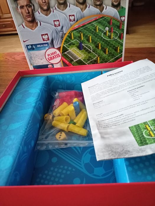 Piłka nożna. Gra planszowa. Duża plansza.
