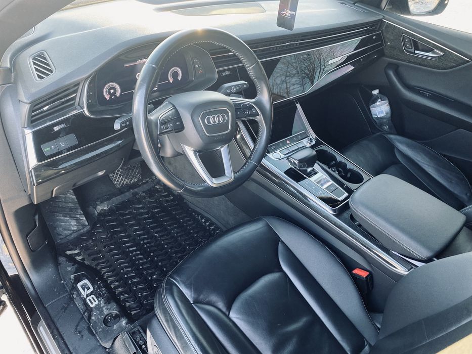 Audi Q8 Premium 55 TFSI Quattro 2018 рік