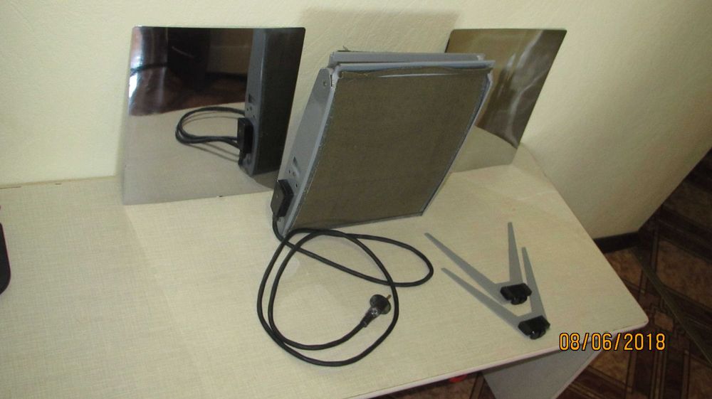 Электроглянцеватель и  все фото-аксесуары.