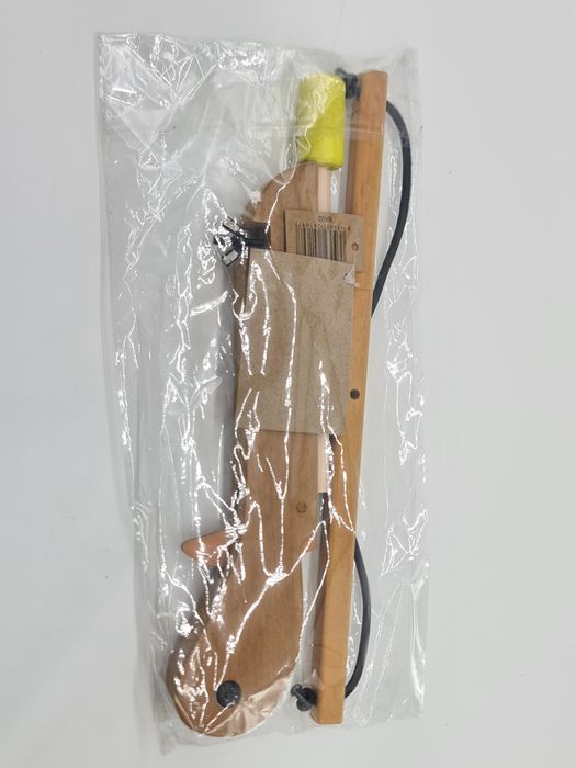 Besta de brinquedo em madeira - nova