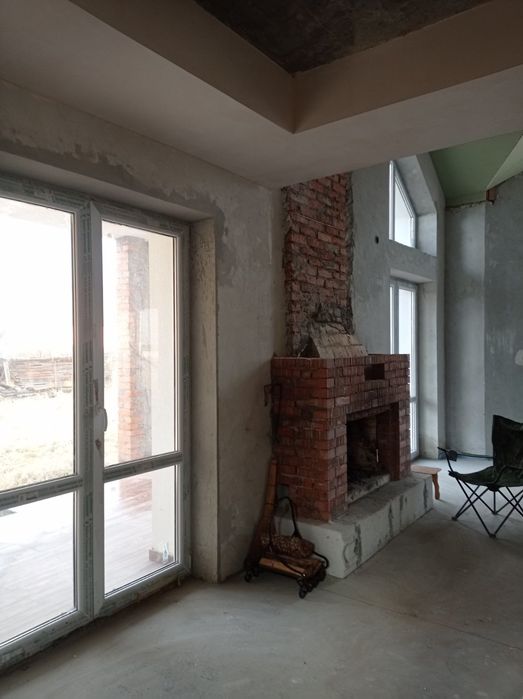 Будинок котеджне містечку Сонячна Поляна Запитів Старий Яричів 15км