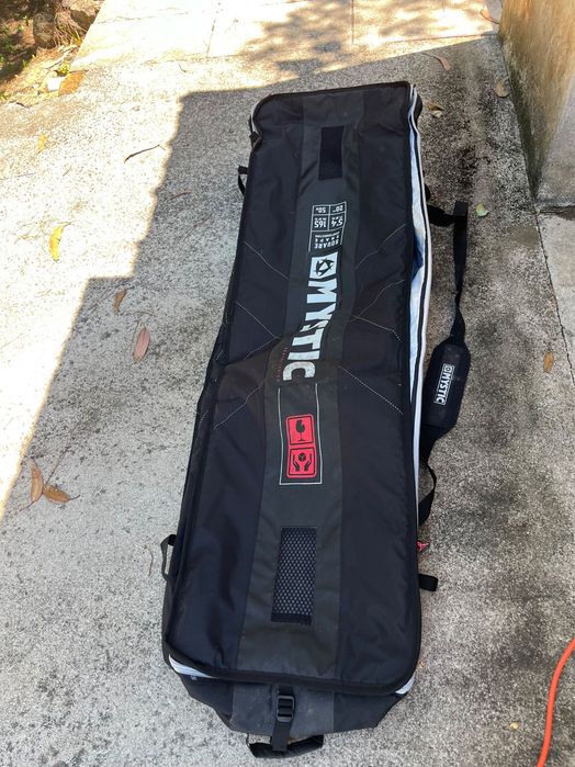 Capa kite surf da Mystic para viagem c rodas