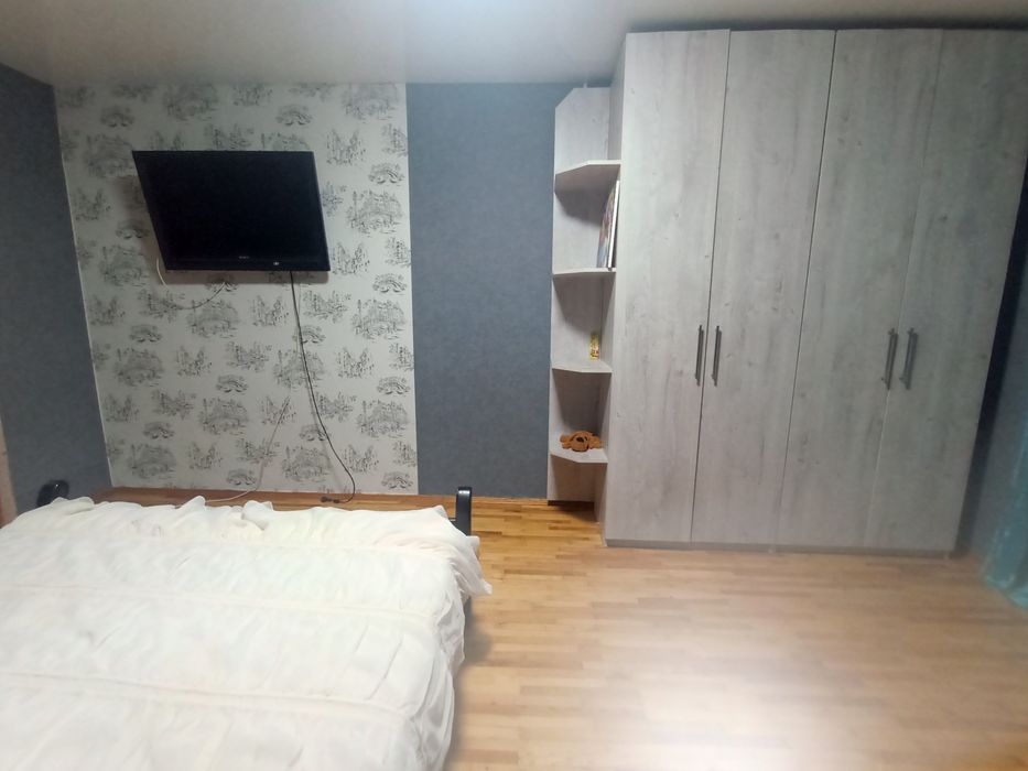 Погодинно -600, подобово Троєщина, вул.Милославська