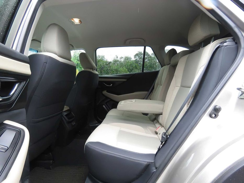 Subaru Outback      2021