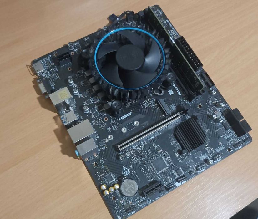 Комплект на Intel i3-12100F + H610M-E + 8GB DDR4