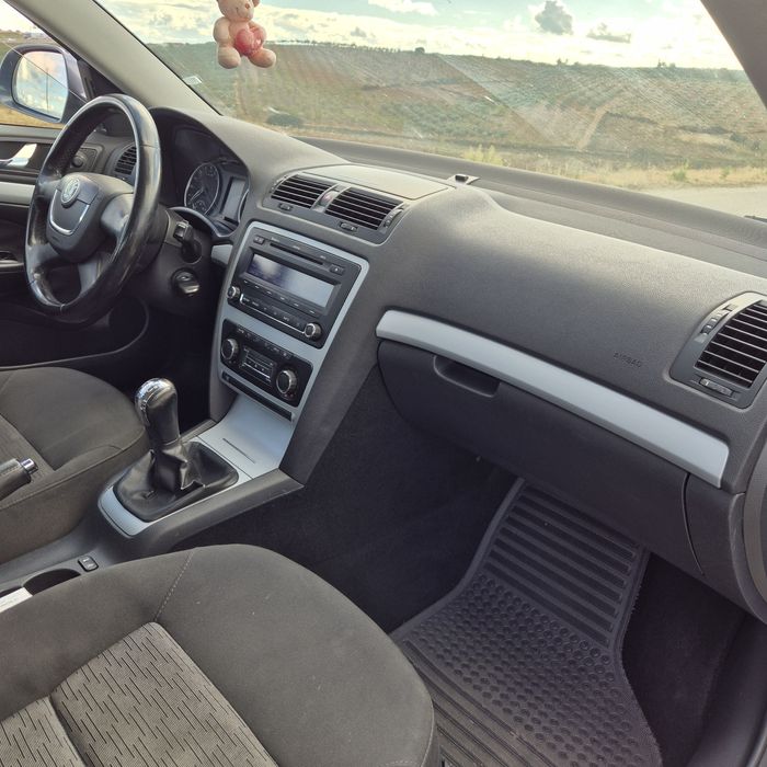 Skoda Octavia 1.6tdi 105cv