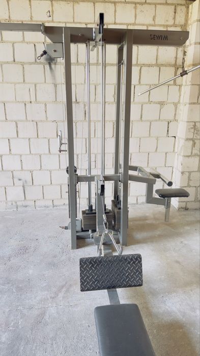 Siłownia sprzęt wyposażenie SEWIM nie HES Olymp klub fitness