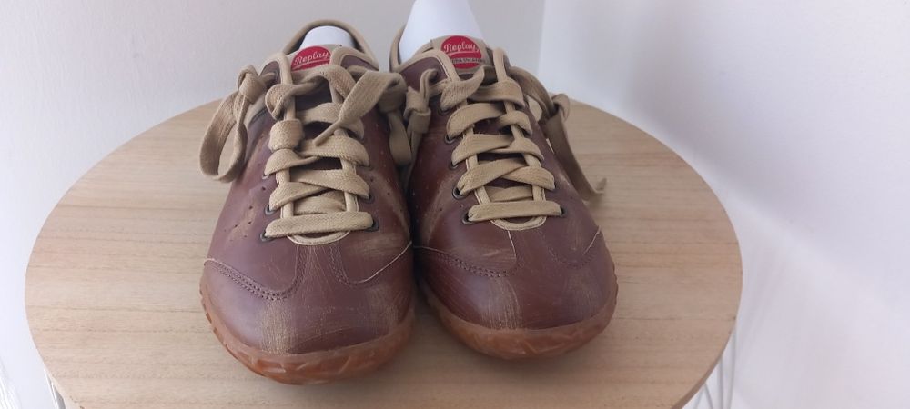 Ténis de pele * design original ( efeito de riscado)