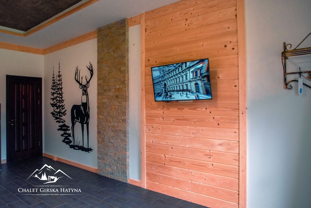 Апартаменти у Ворохті з басейном