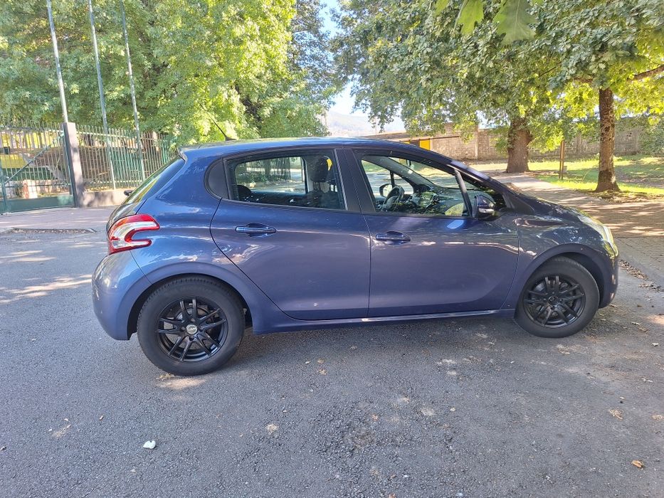 Peugeot 208 1.4hdi access