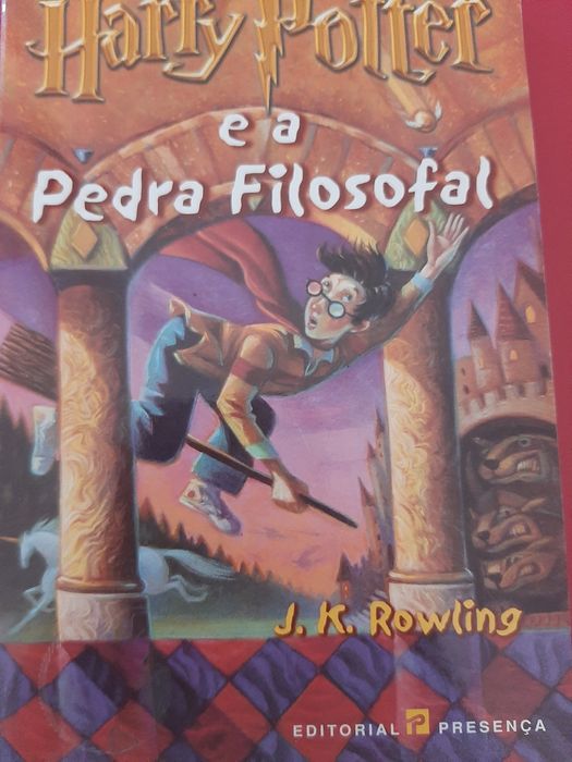 Livro Harry Potter e a Pedra Filosofal