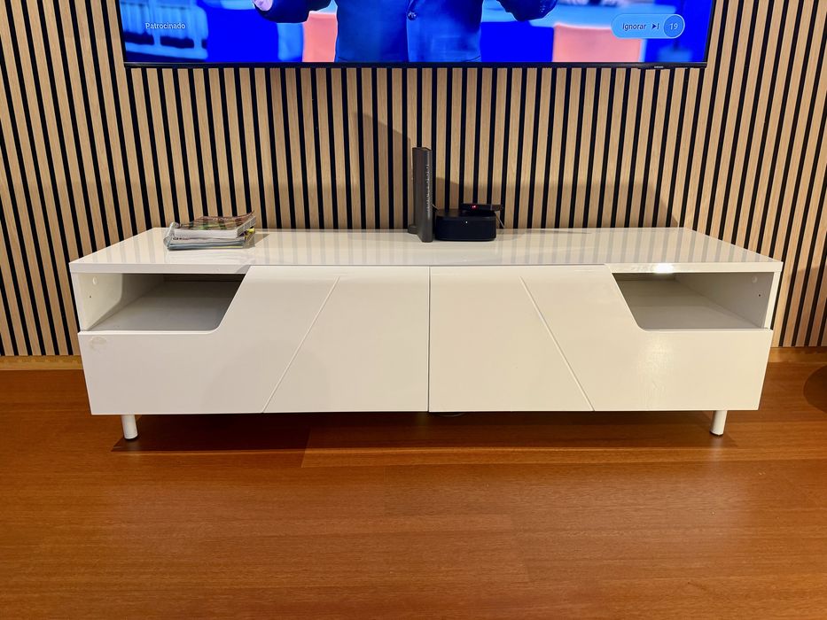 Movel TV Branco alto brilho