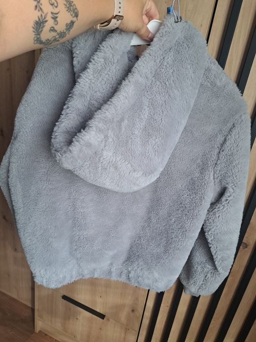 Kurtka futerko bershka M