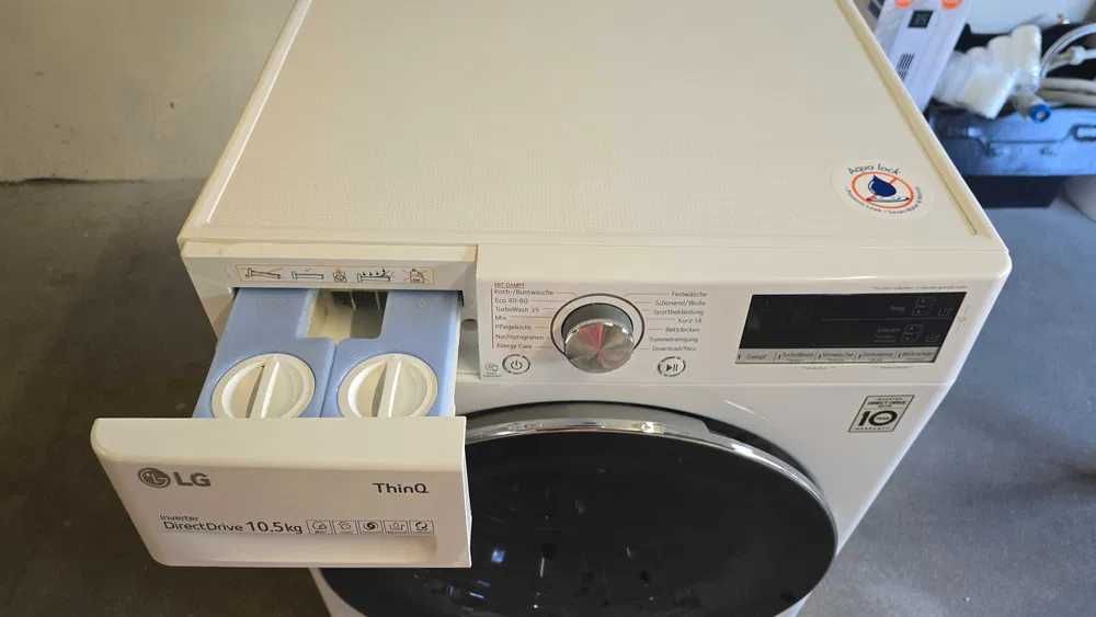 Пральна машина LG F6WV710AT2