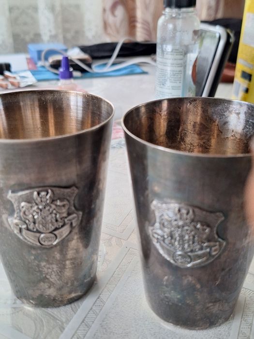 Посріблені колекційні чарки.