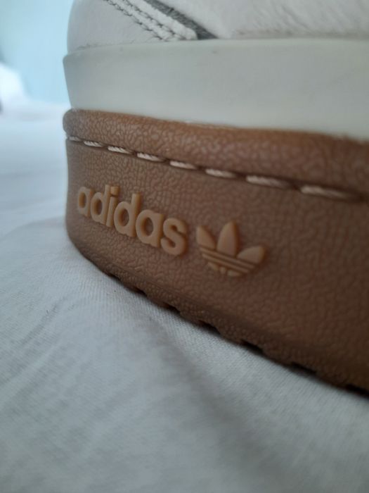 Adidas Originals Forum 84 Low CL – sneakersy low – cloud white / core