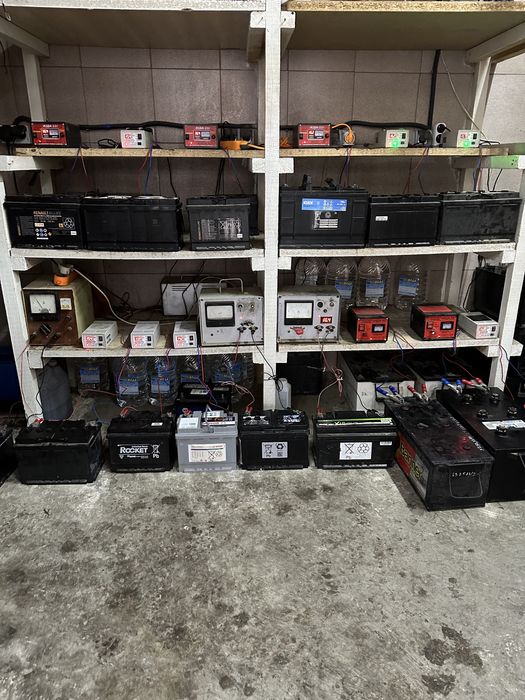 Акумулятор акб Varta 60A Б/У