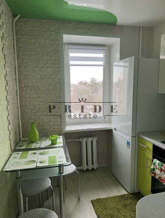 **Продаж однокімнатної квартири з євроремонтом, Дніпровський район