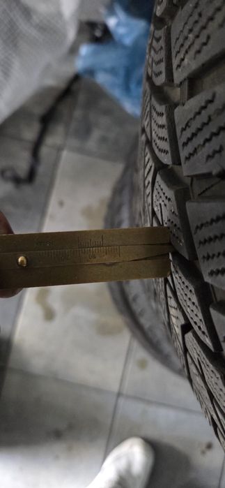 Koła zimowe 120x5  215/60R16 Dunlop