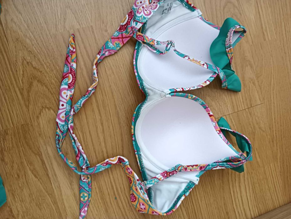 Bikini florido novo shein