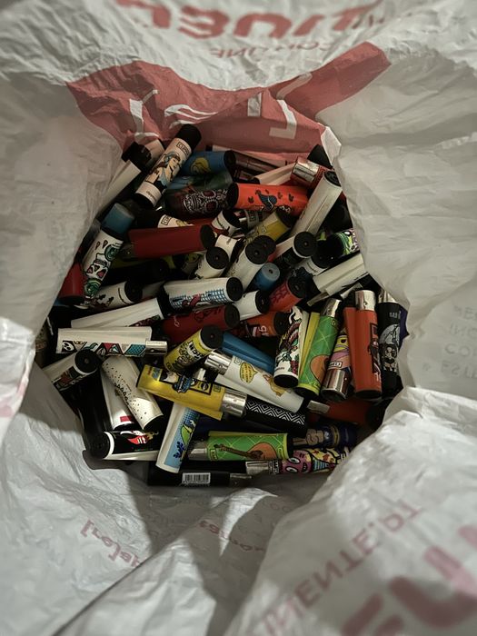 Lote de isqueiros Clipper