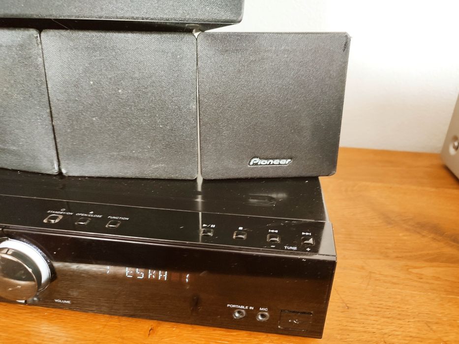 Pioneer reciver DV 404 k + pięć głośników, CD DVD USB HDMI radio